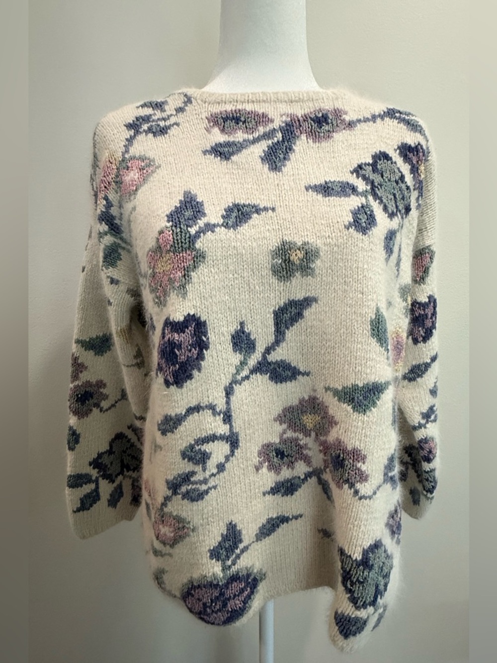 Vintage Express Cream Floral Crewneck Sweater